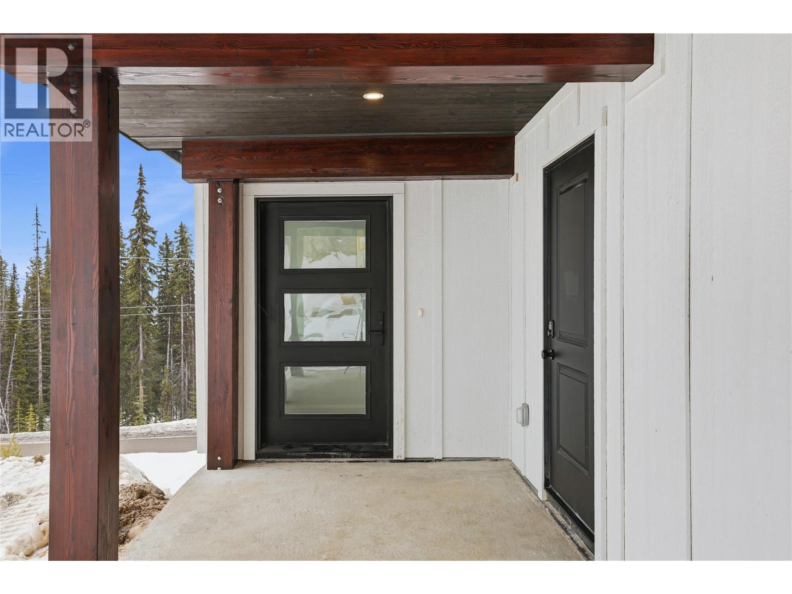 12 Monashee Way - 3