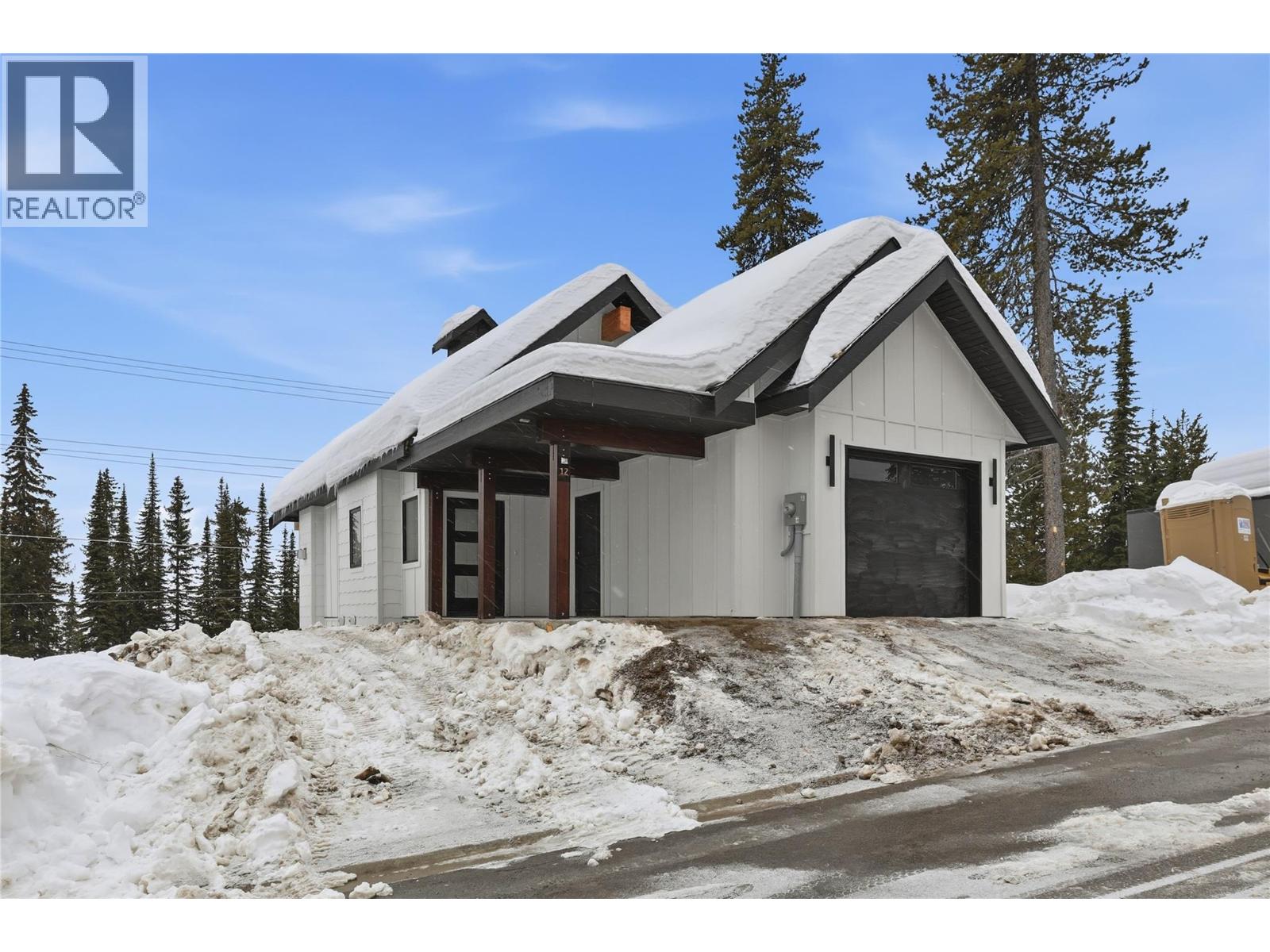  12 Monashee Way, Big White