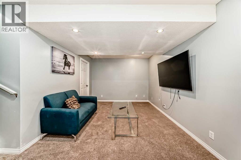 Single Family House for Sale in  Saddlebrook Common NE Saddle Ridge Calgary 