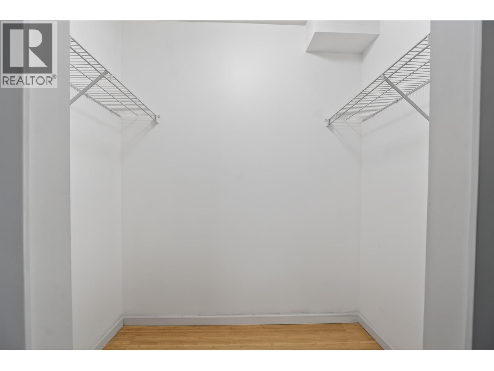 103 108 W ESPLANADE, North Vancouver