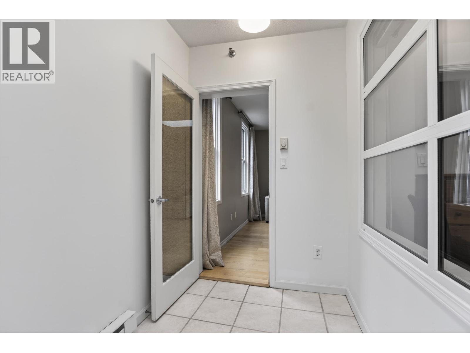 103 108 W ESPLANADE, North Vancouver