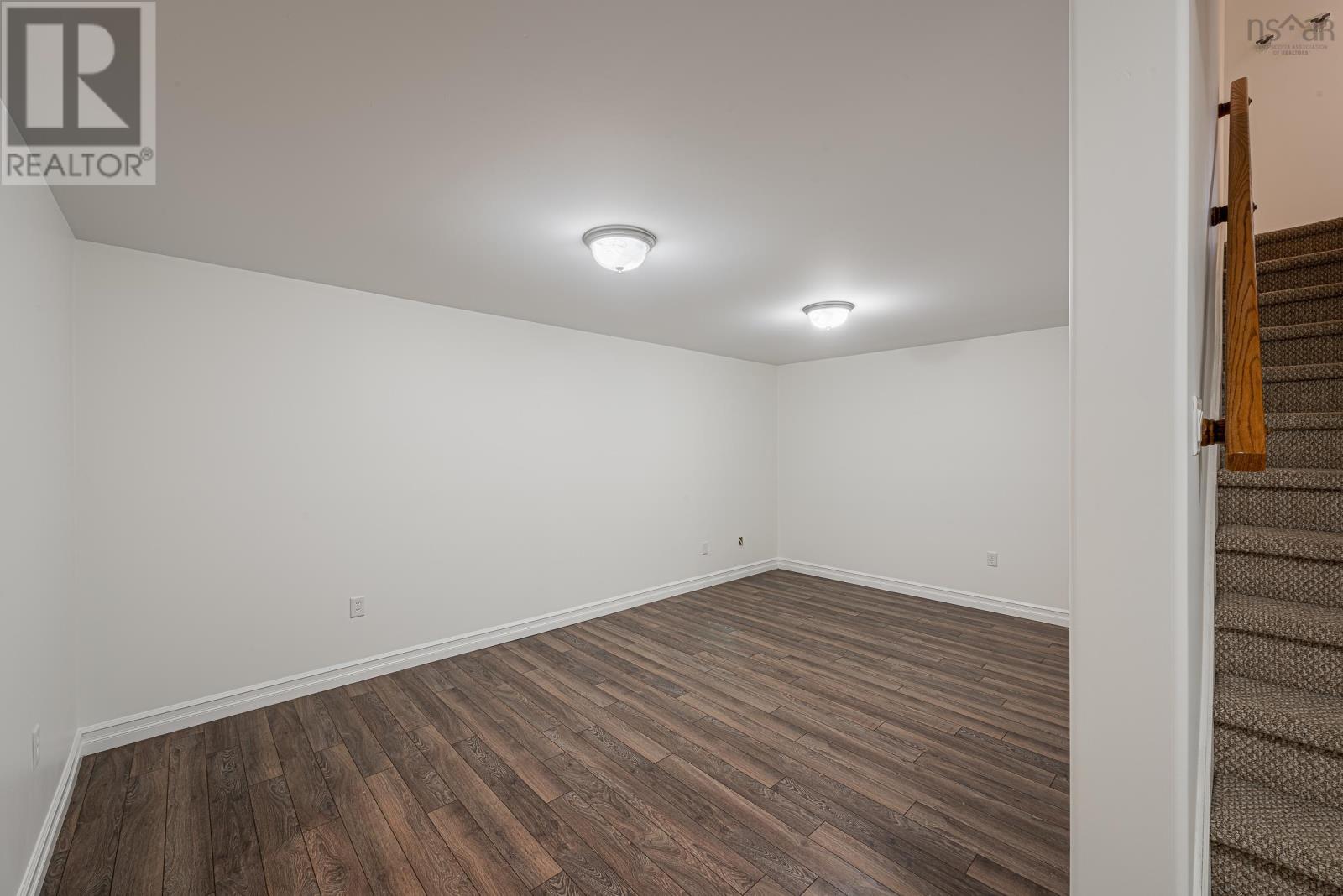 Property 36 of 43 of 48 Castlepark Grove