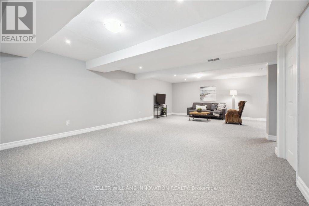 28 BUR OAK DRIVE, Woolwich, Ontario