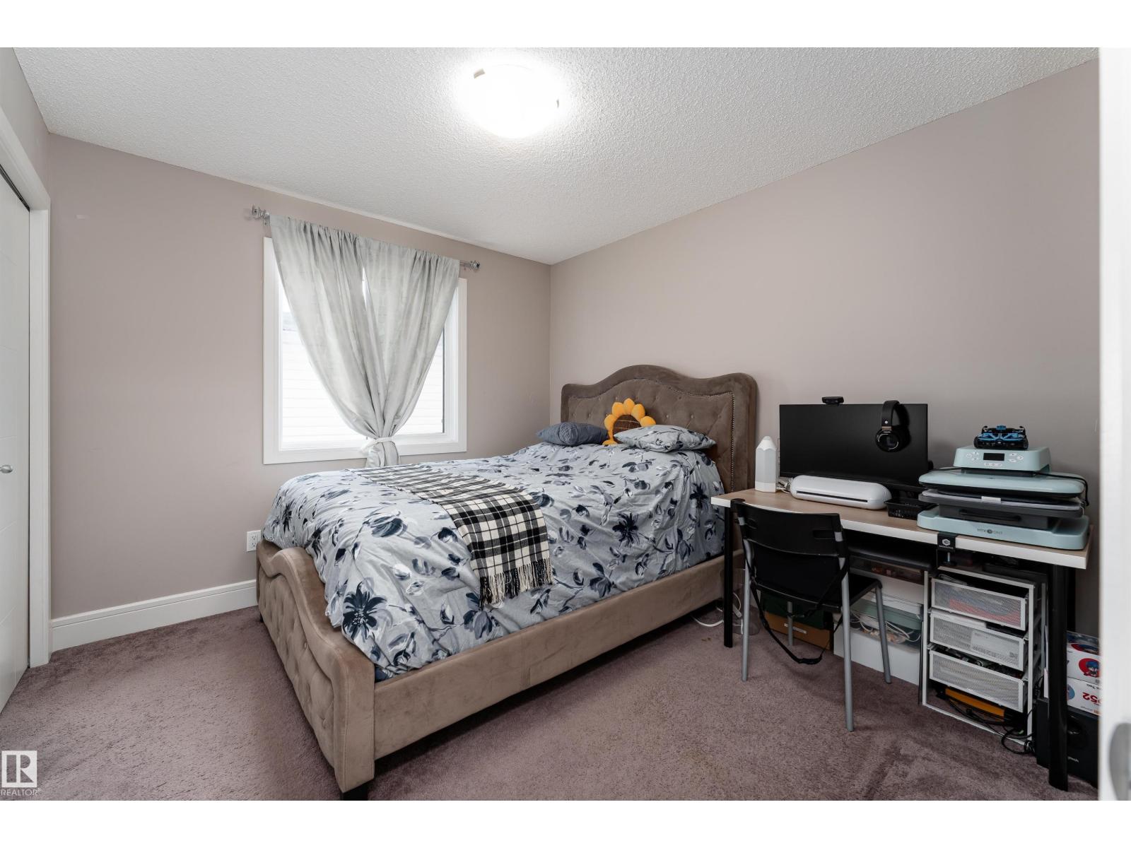 12019 173 AV NW, Edmonton