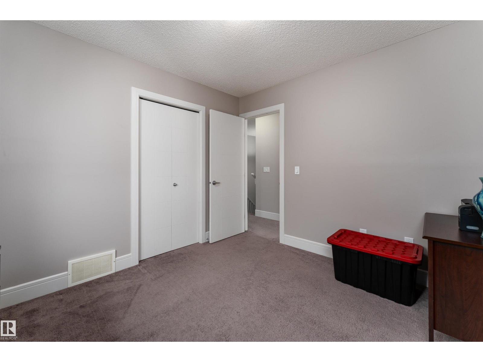 12019 173 AV NW, Edmonton