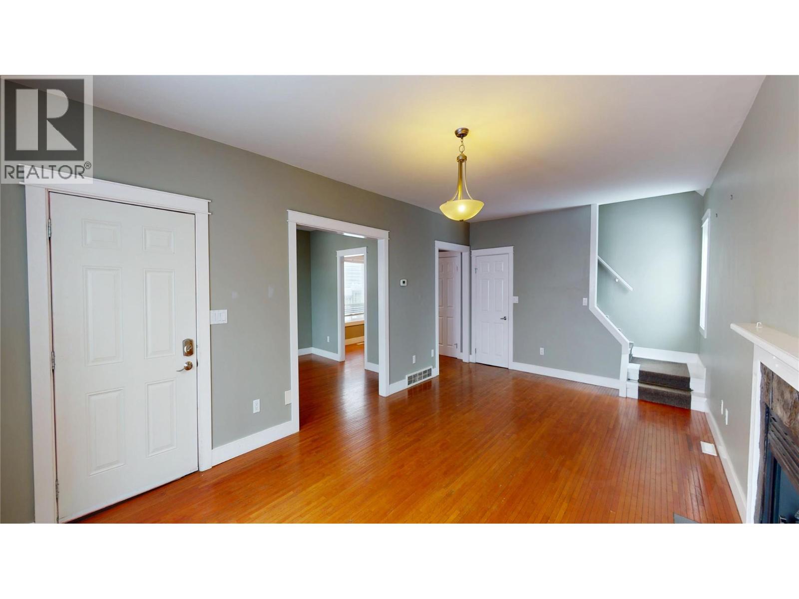 109 13th Avenue S, Cranbrook