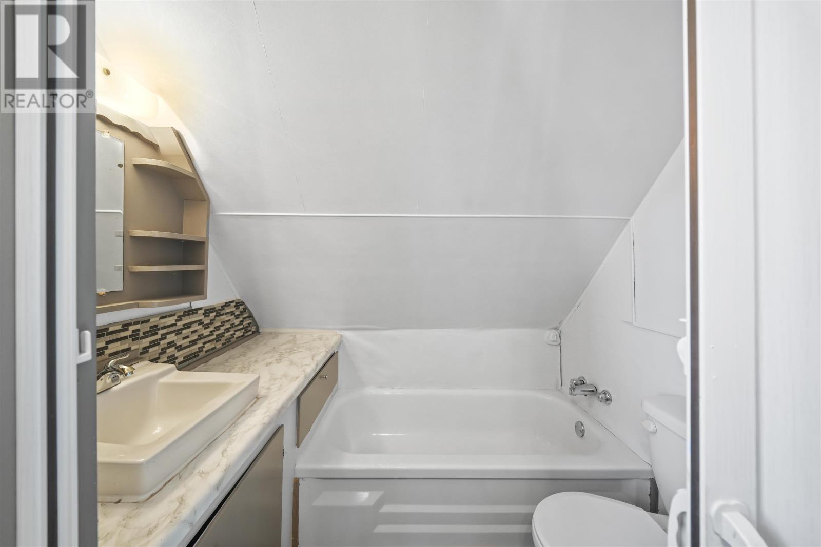 250 CHURCH STREET - 28