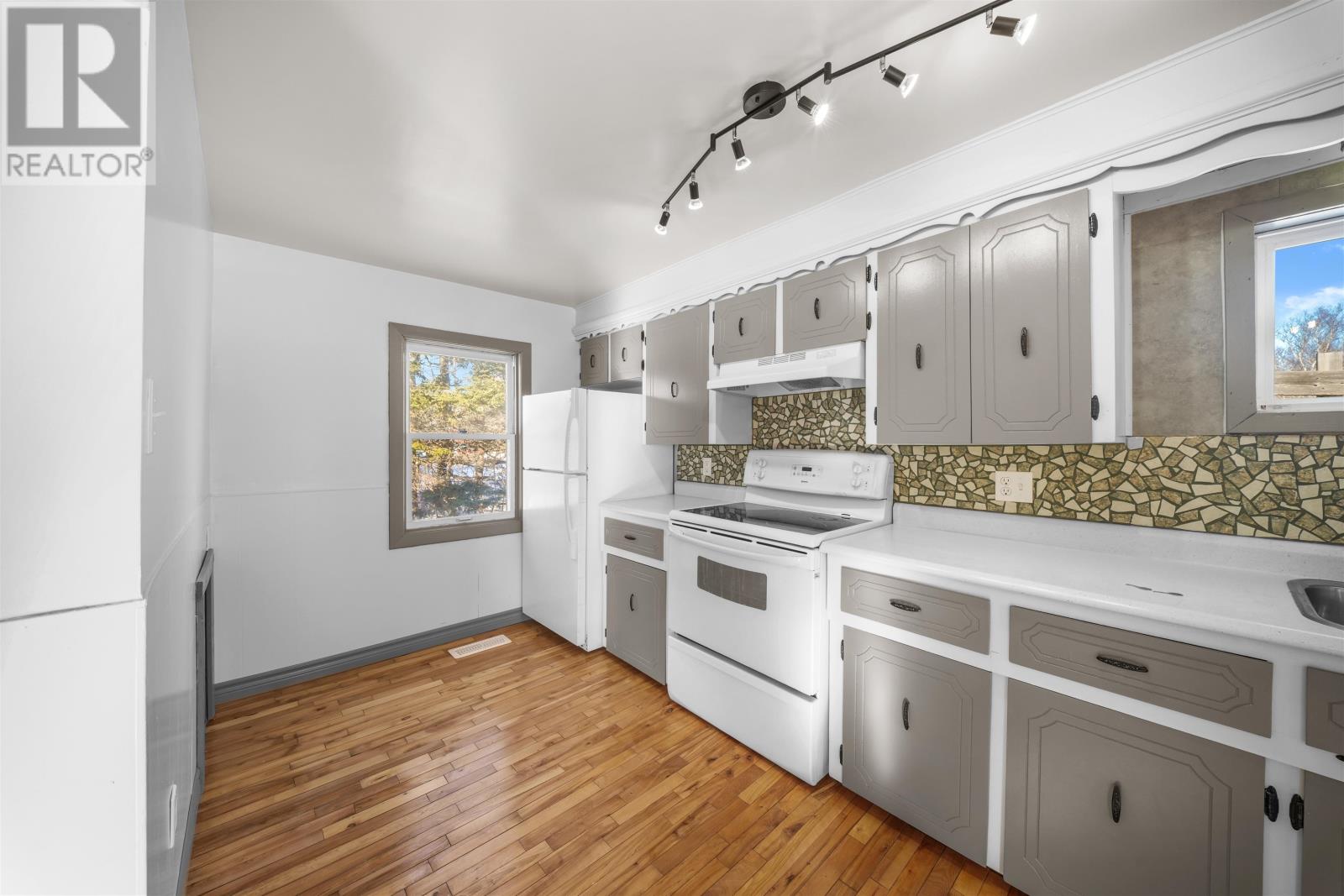 250 CHURCH STREET - 9