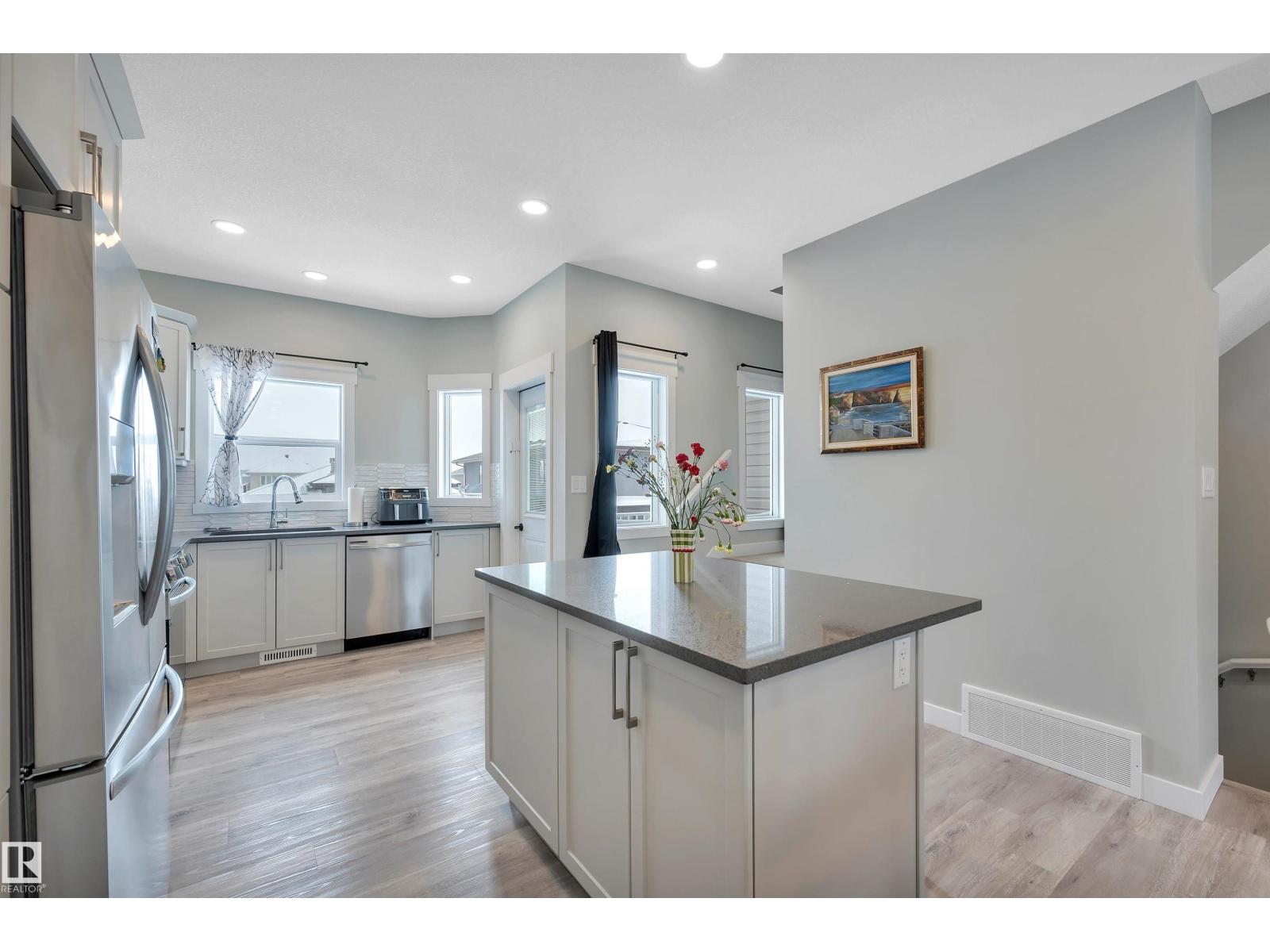 #34 150 EVERITT DR, St. Albert