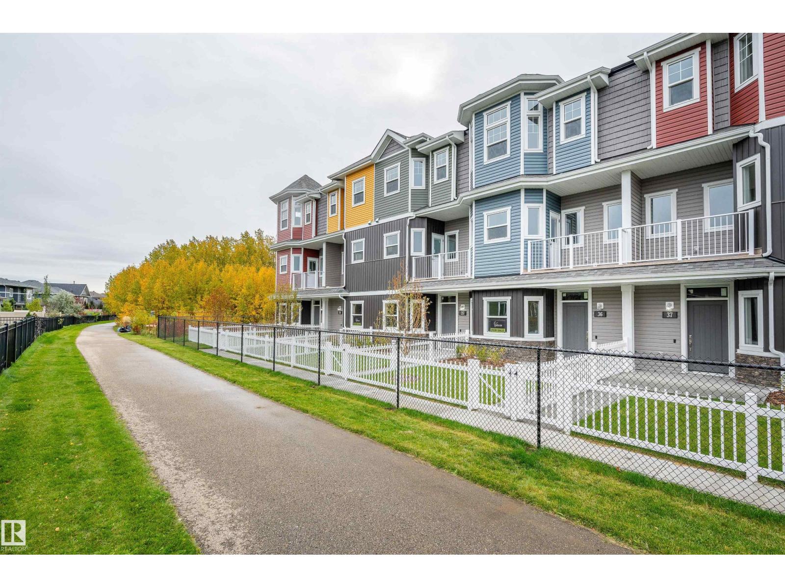 #34 150 EVERITT DR, St. Albert