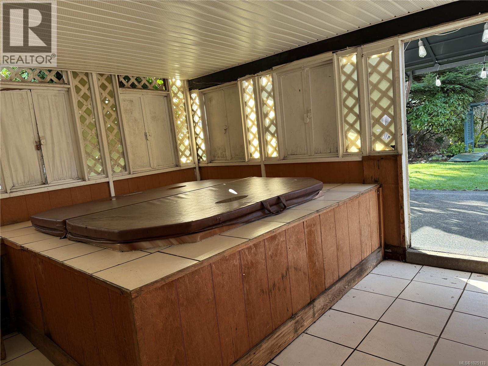 5173 SOMERSET DR - 24