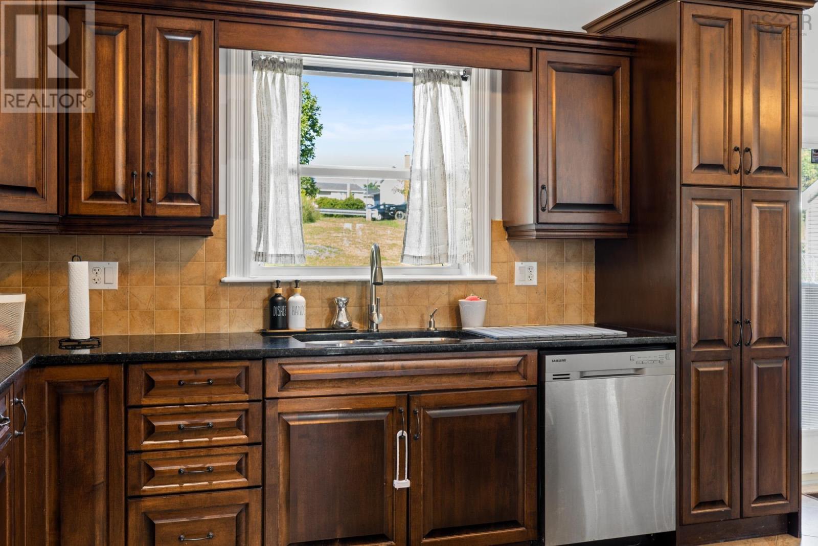 Property 13 of 44 of 61 Havenbrook Hill