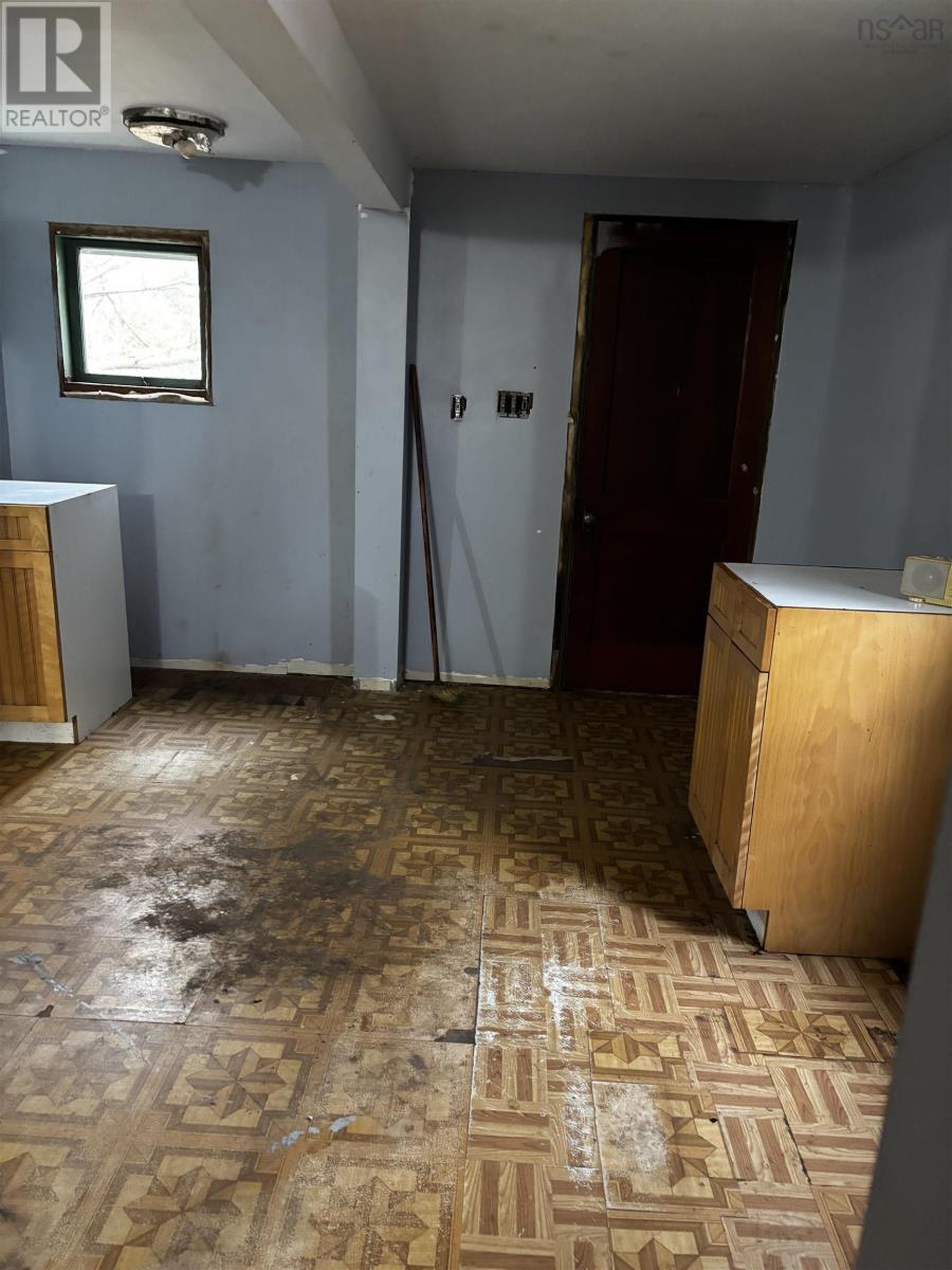 Property 10 of 21 of 149 Long Beach Road