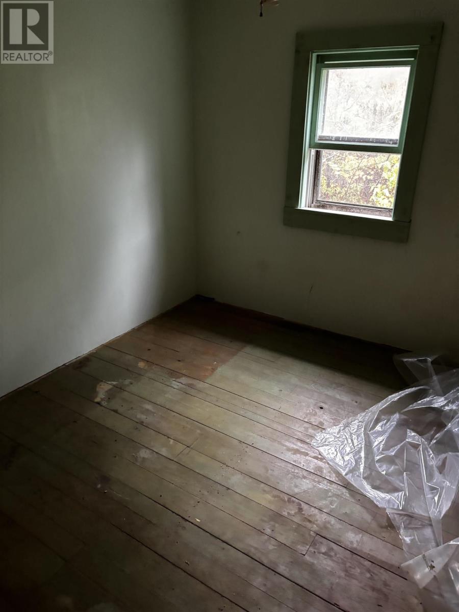 Property 14 of 21 of 149 Long Beach Road