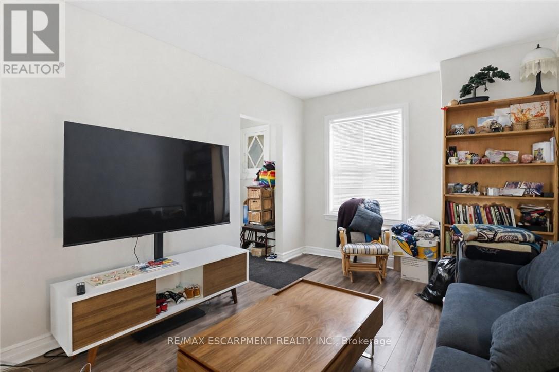260 PROSPECT STREET S - 5