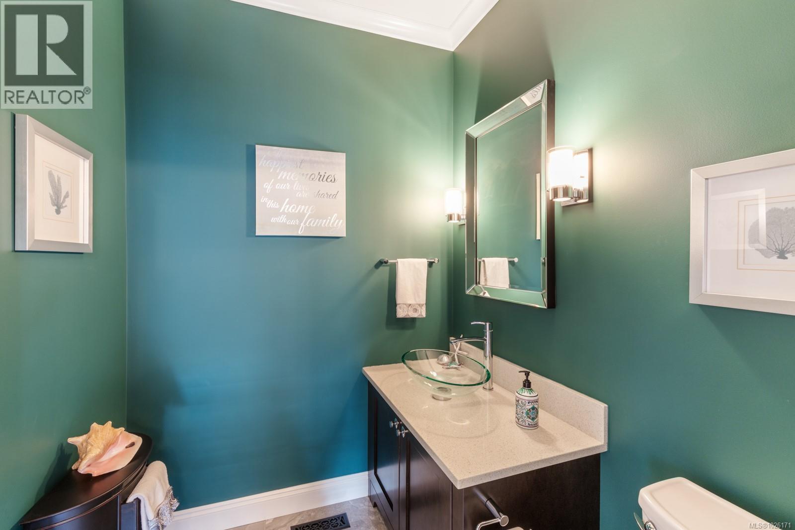 2309 Suffolk Cres, Courtenay