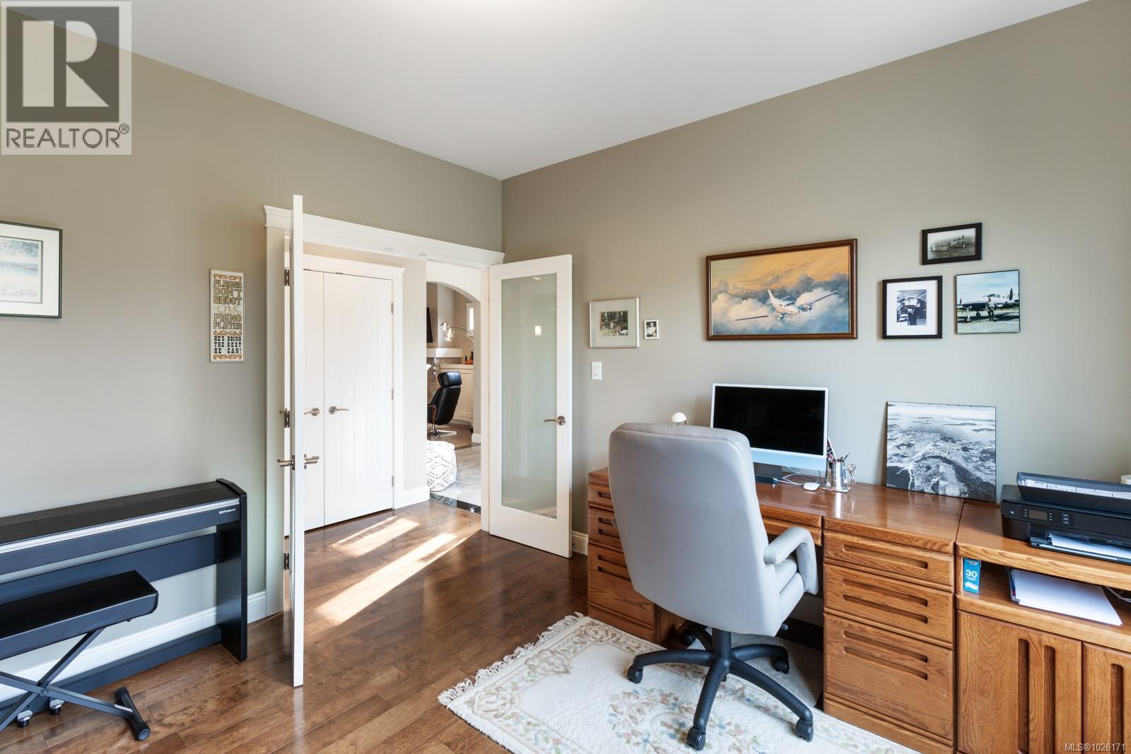 2309 Suffolk Cres, Courtenay