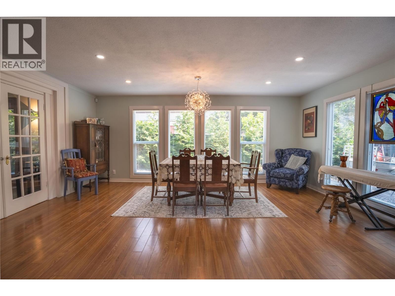 1618 DUNCAN Ave E Avenue, Penticton