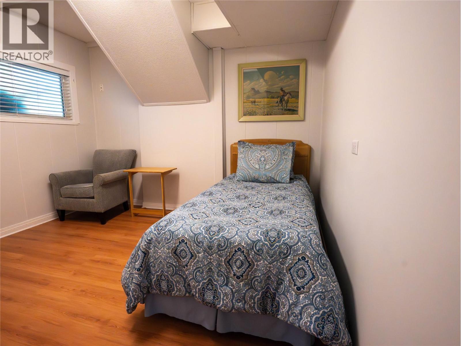 1618 DUNCAN Ave E Avenue, Penticton