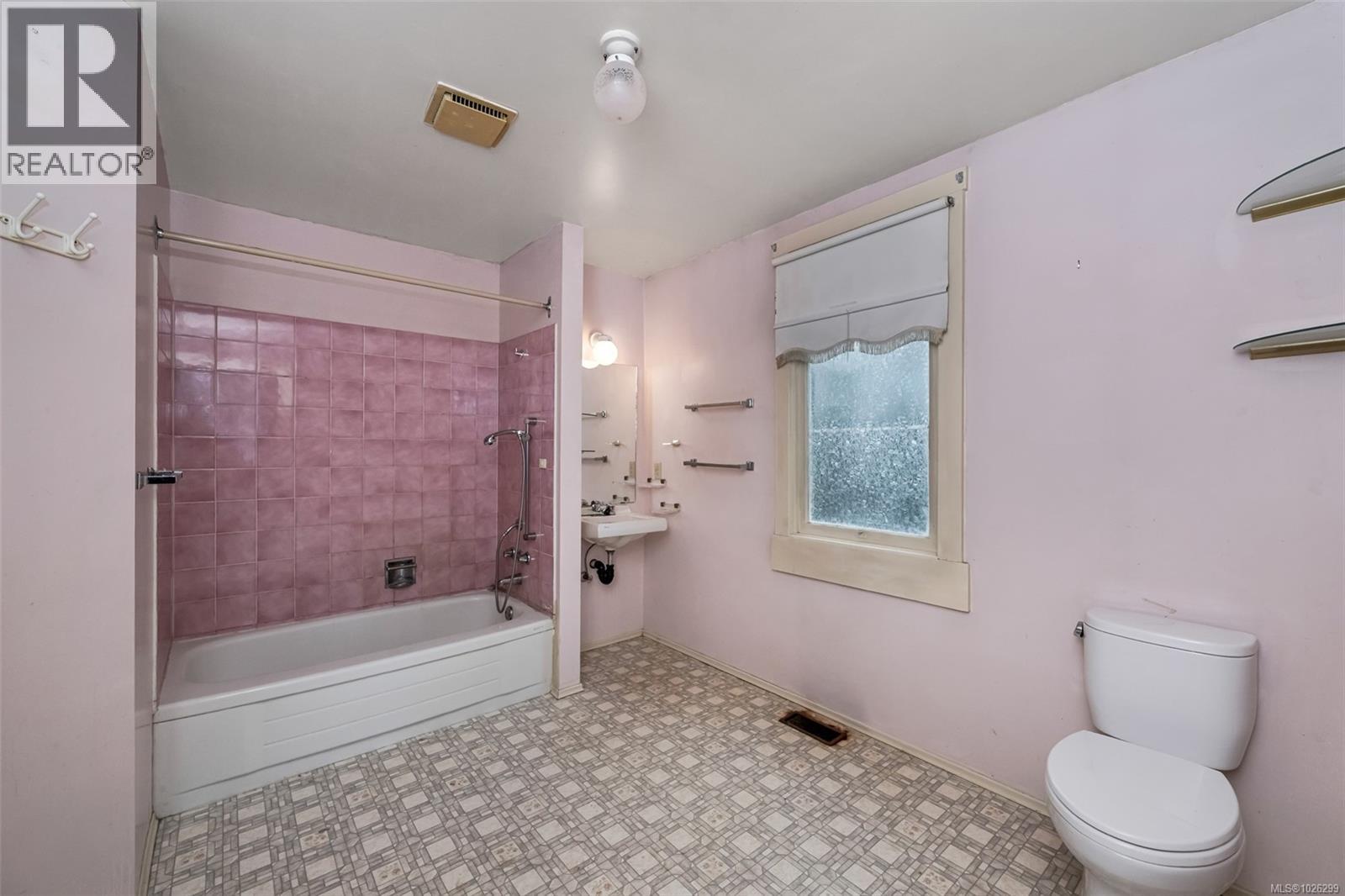 2127 Chambers St, Victoria