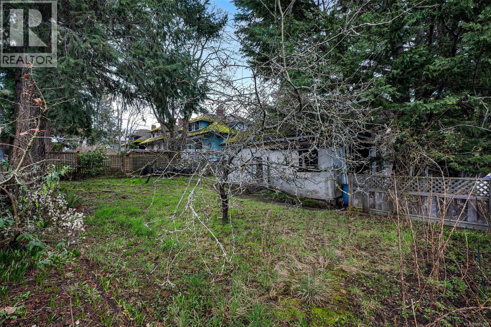 2127 Chambers St, Victoria