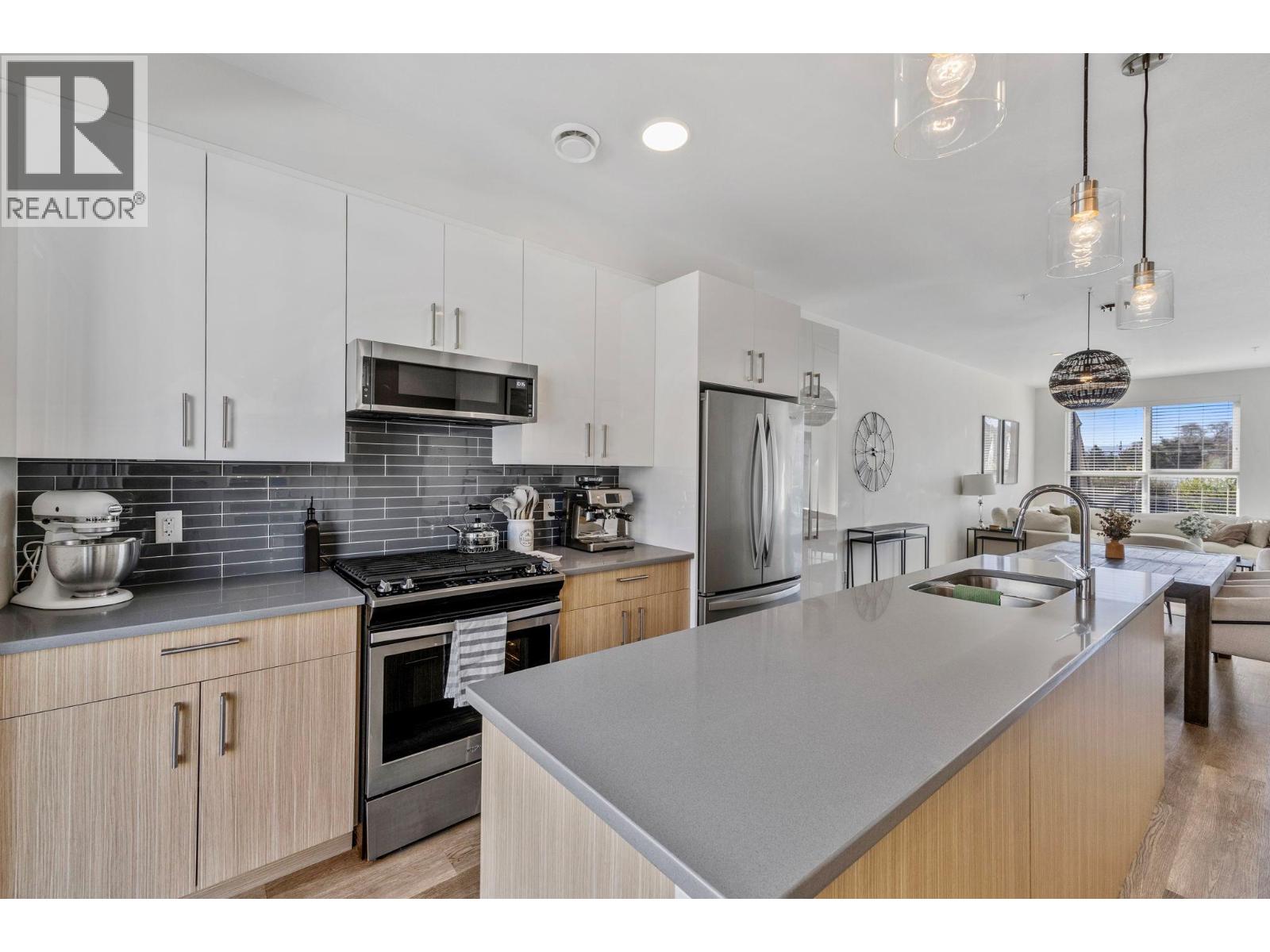 11581 Rogers Road Unit# 403, Lake Country