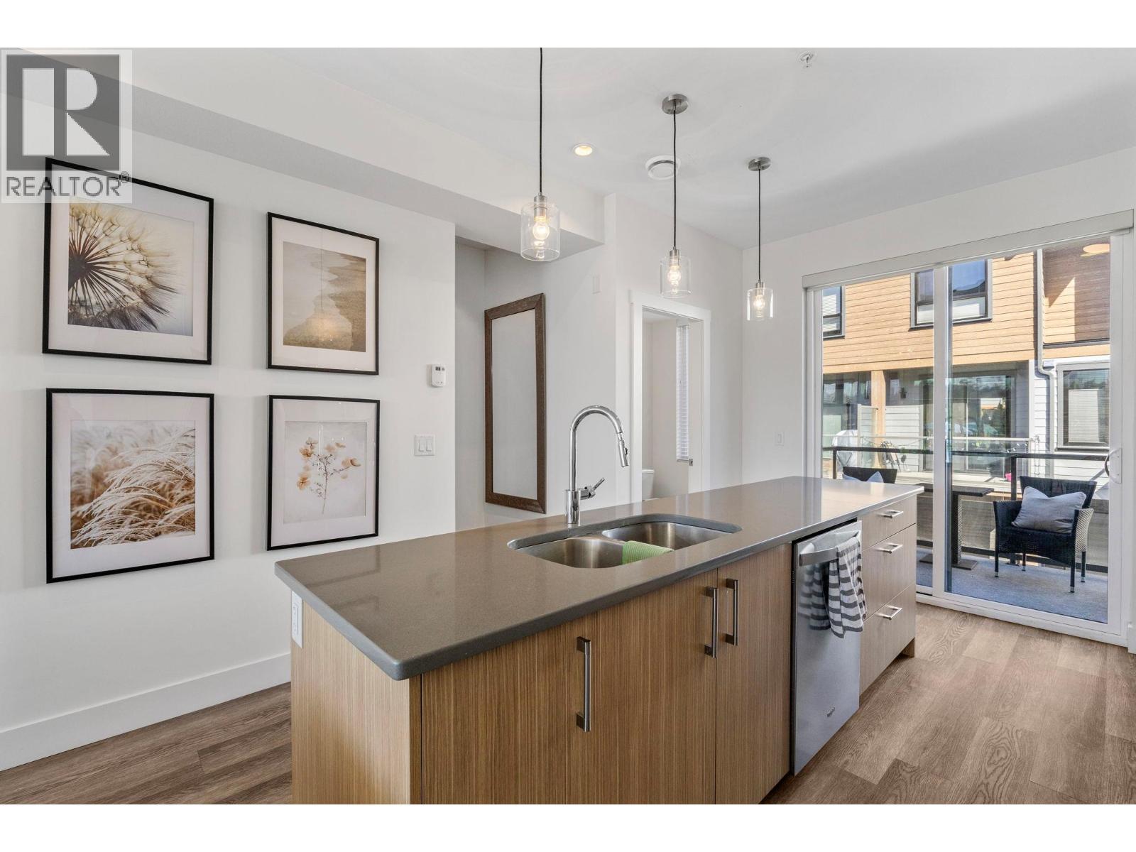 11581 Rogers Road Unit# 403, Lake Country