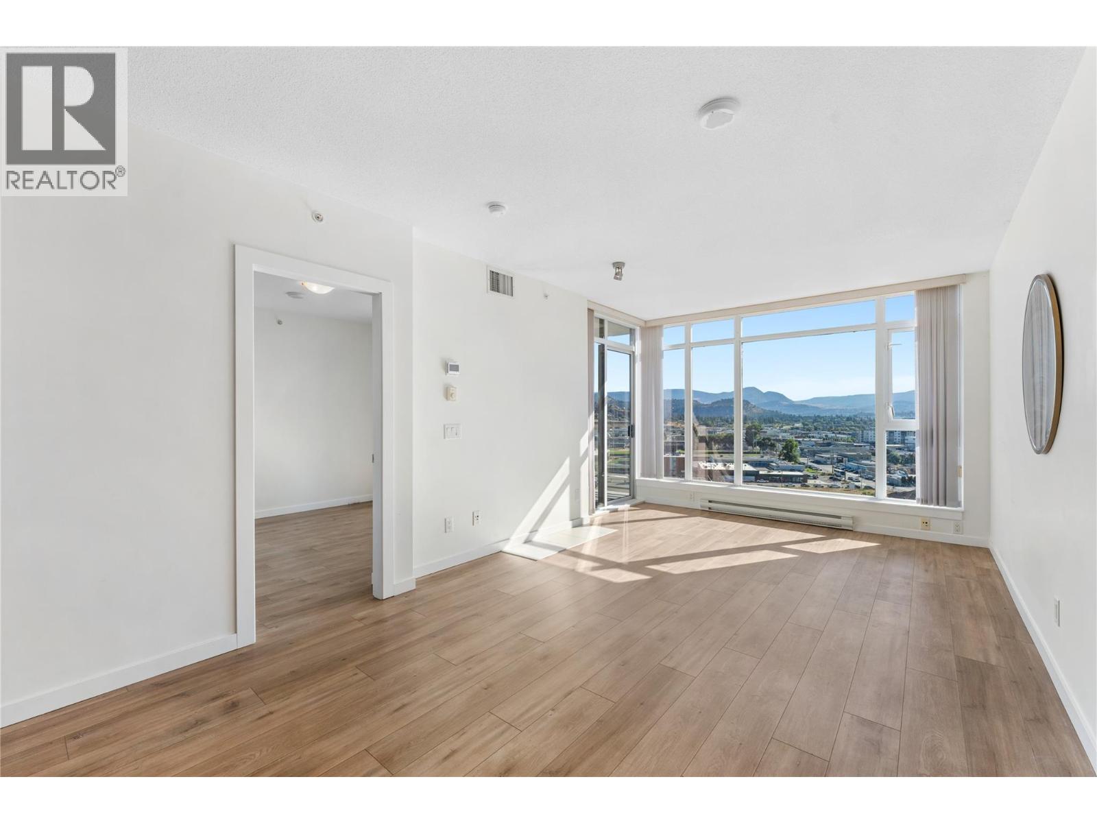 1404 1075 Sunset Drive, Kelowna