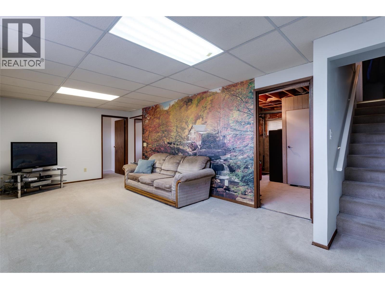  685 Quigley Road, Kelowna