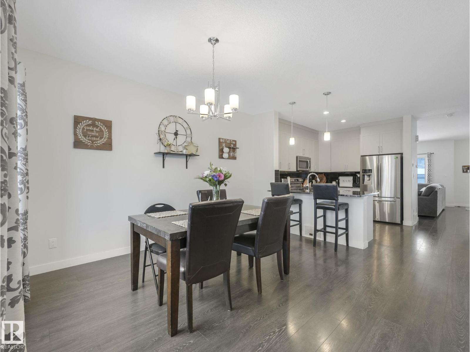 725 BERG LO, Leduc