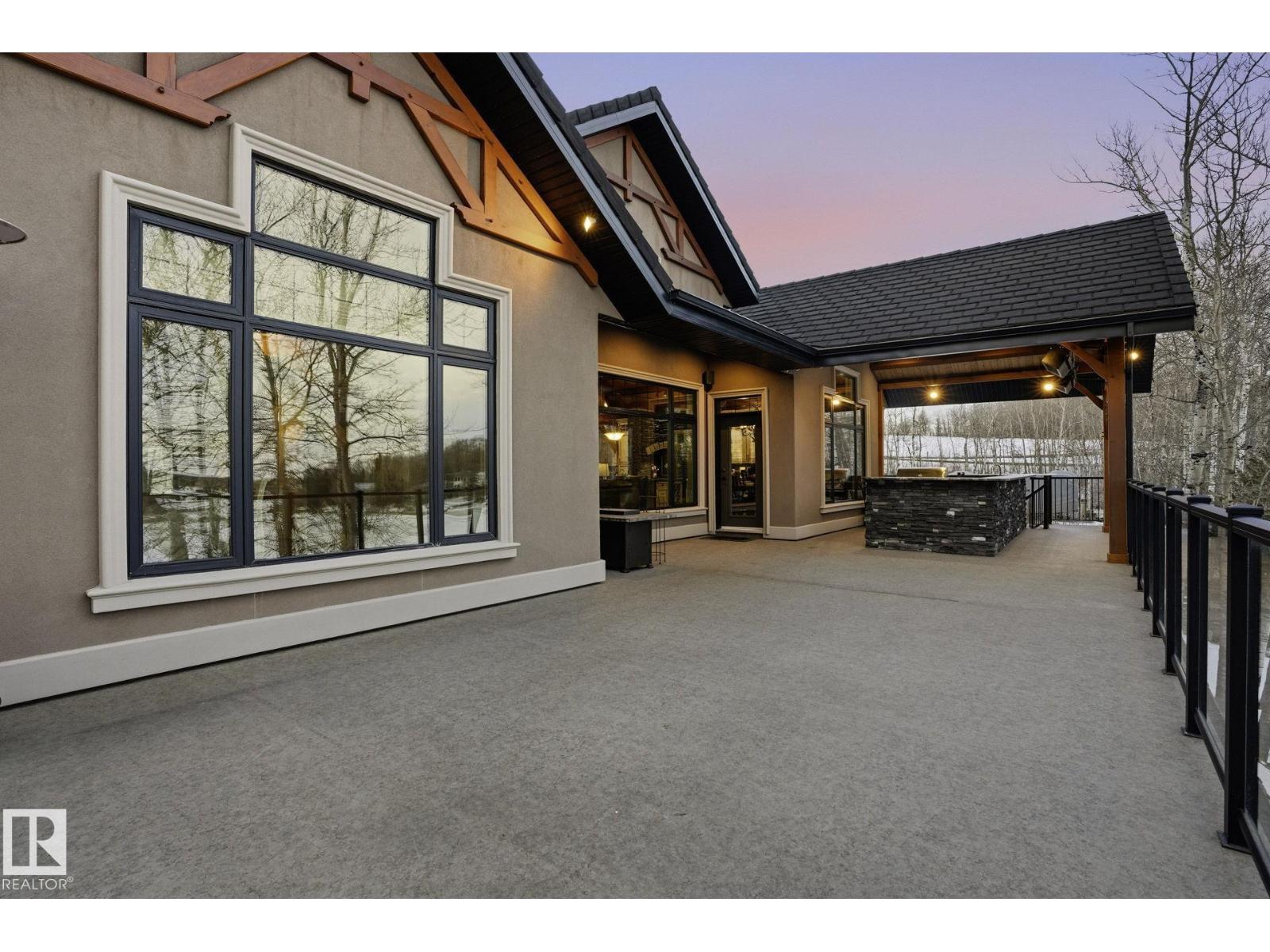 #1 2421 TWP ROAD 522, Rural Parkland County