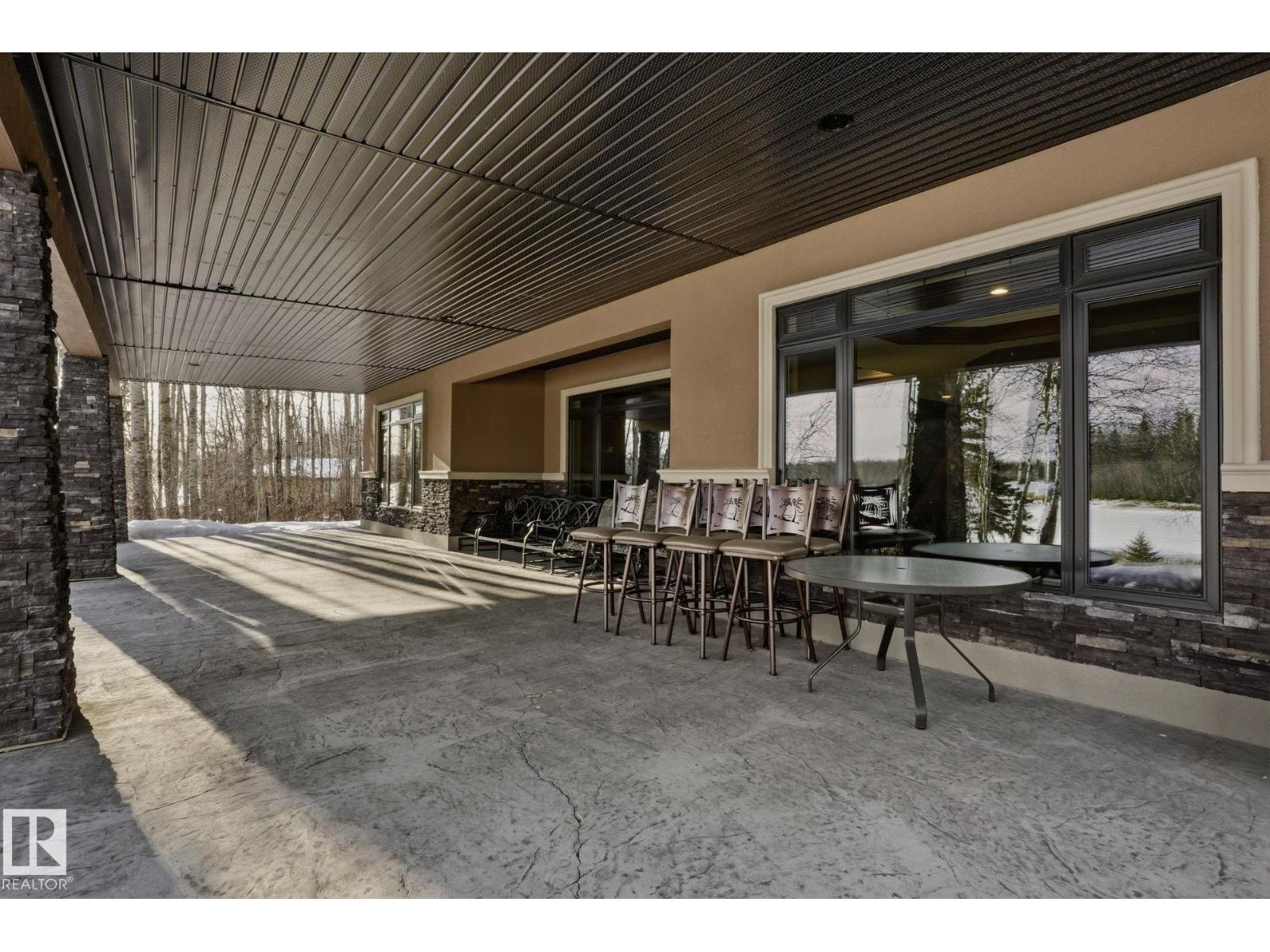 #1 2421 TWP ROAD 522, Rural Parkland County