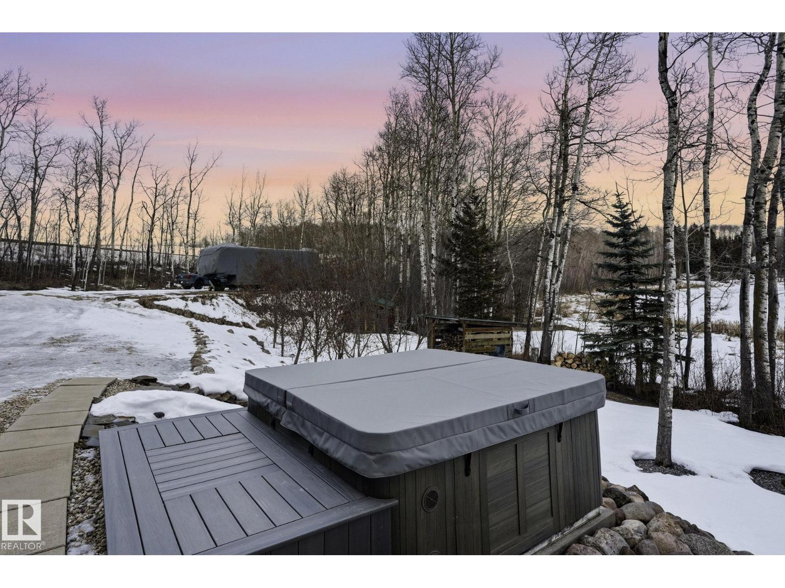 #1 2421 TWP ROAD 522, Rural Parkland County