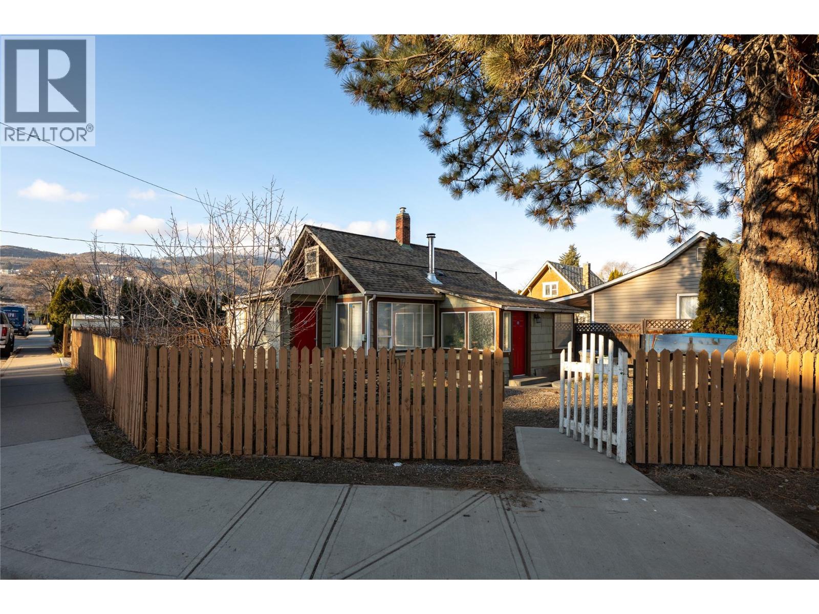 308 Alexander Avenue, Kamloops