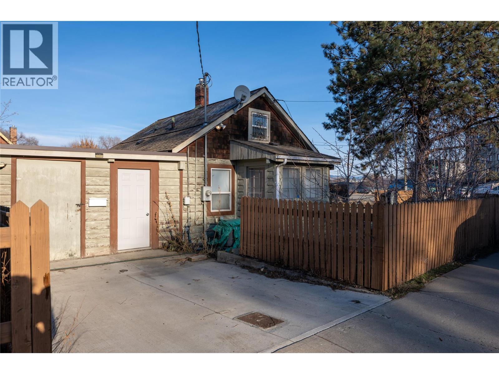 308 Alexander Avenue, Kamloops