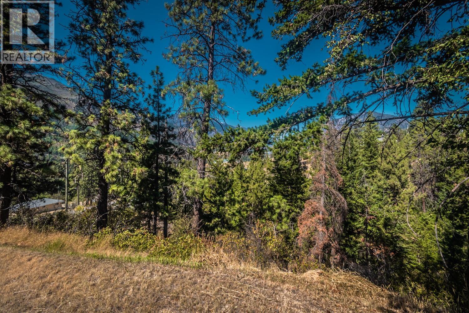 410 & 416 Ponderosa Heights Lot# LOT 1 & 2 - 35