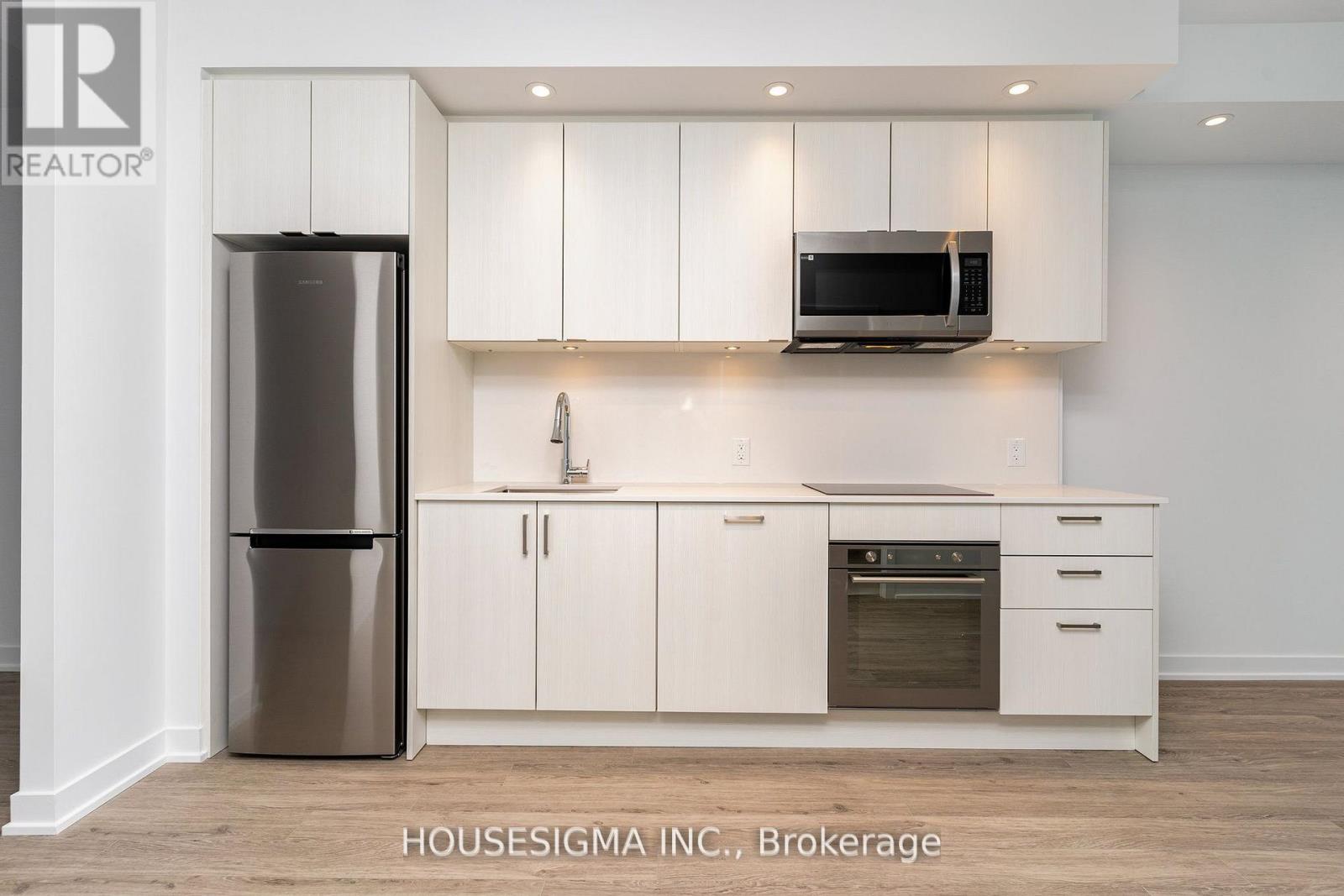 1928 Lake Shore Boulevard West 2915