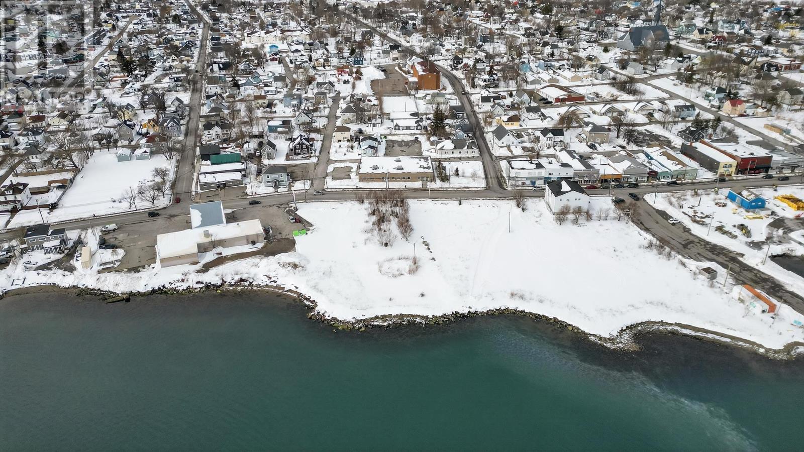 Property 20 of 27 of 201 Commercial Street