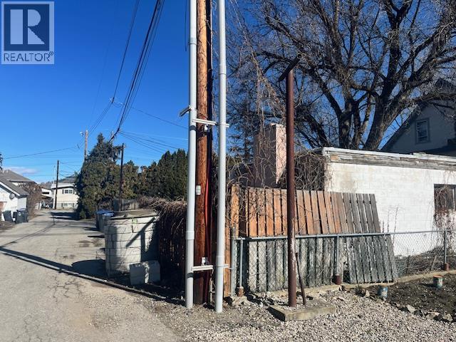 2166 Aberdeen Street - 4
