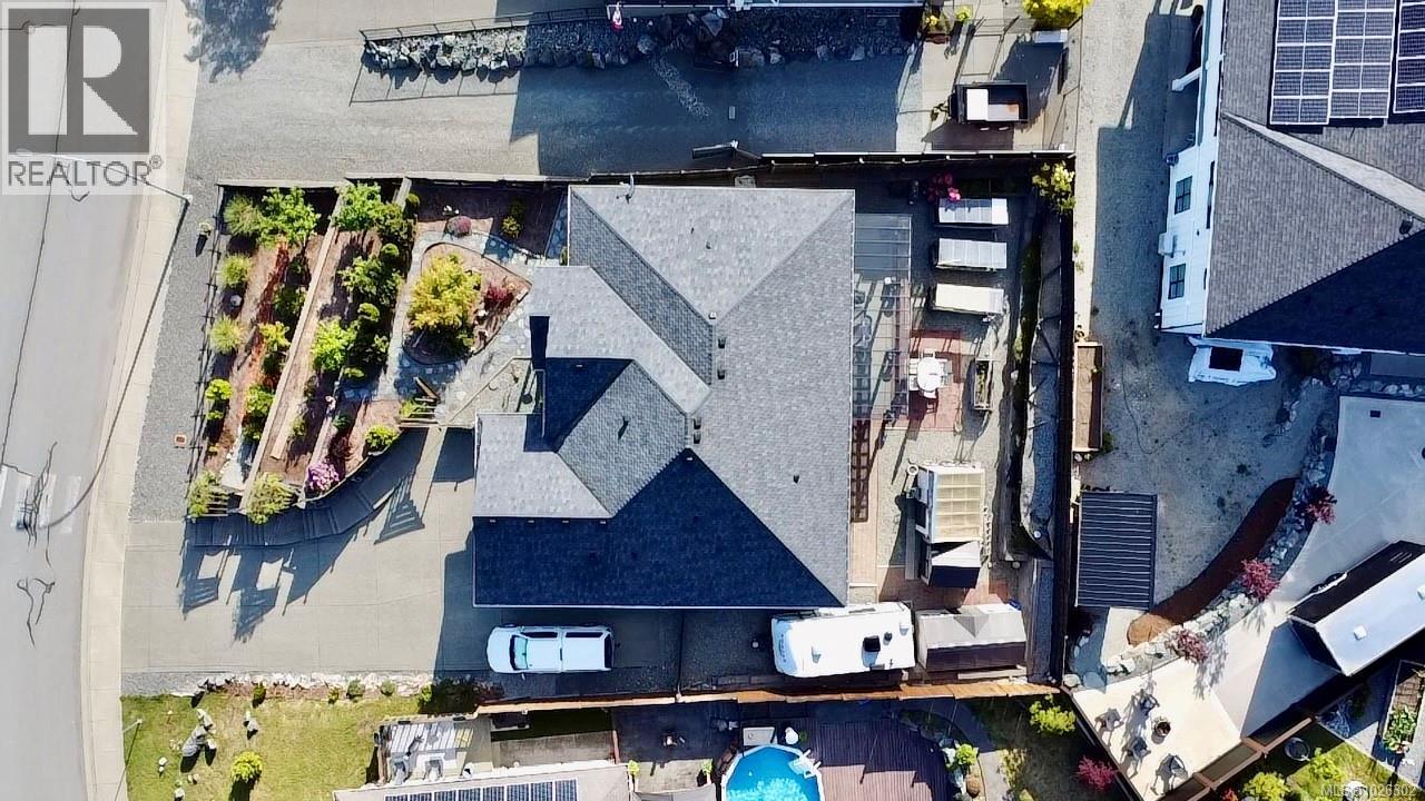 482 Mountain View Dr, Lake Cowichan