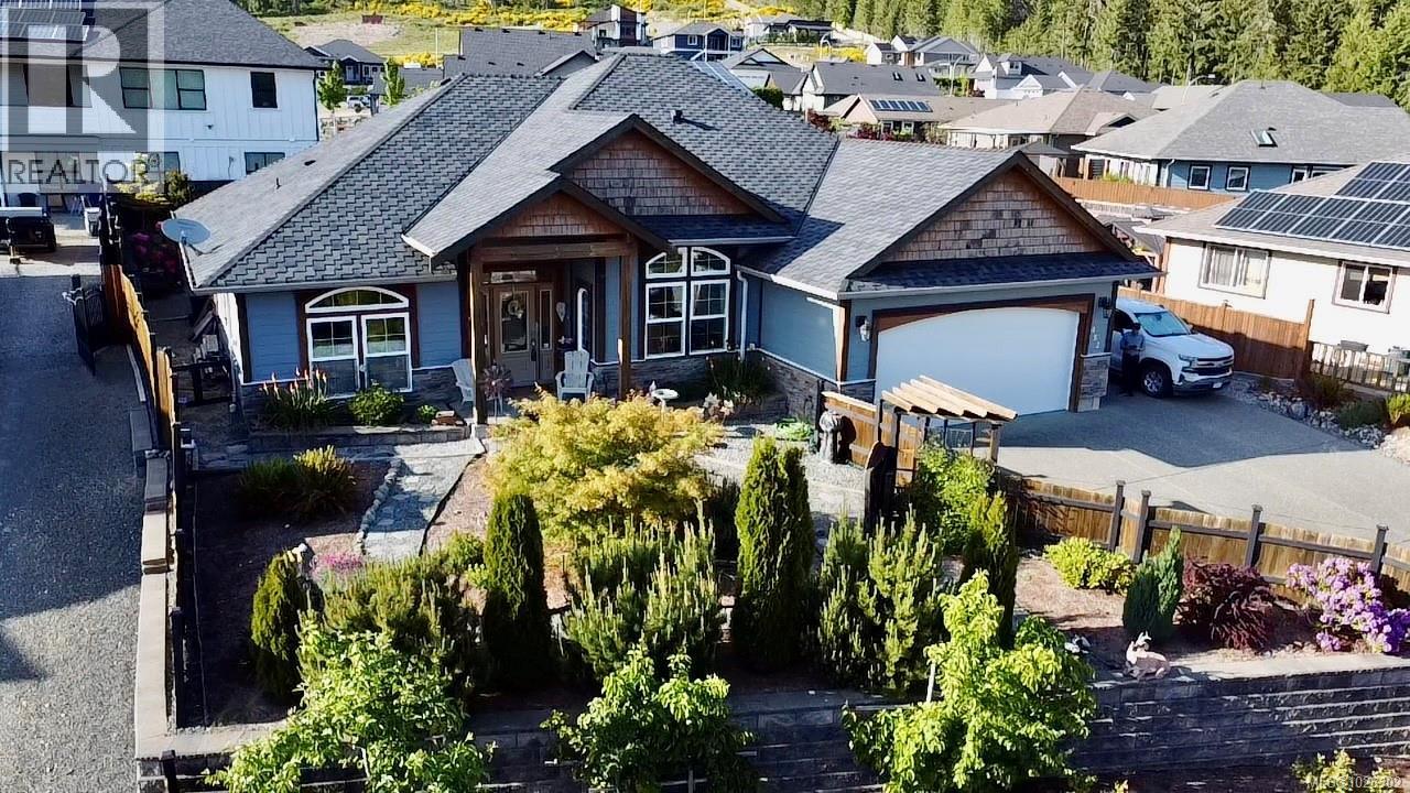 482 Mountain View Dr, Lake Cowichan