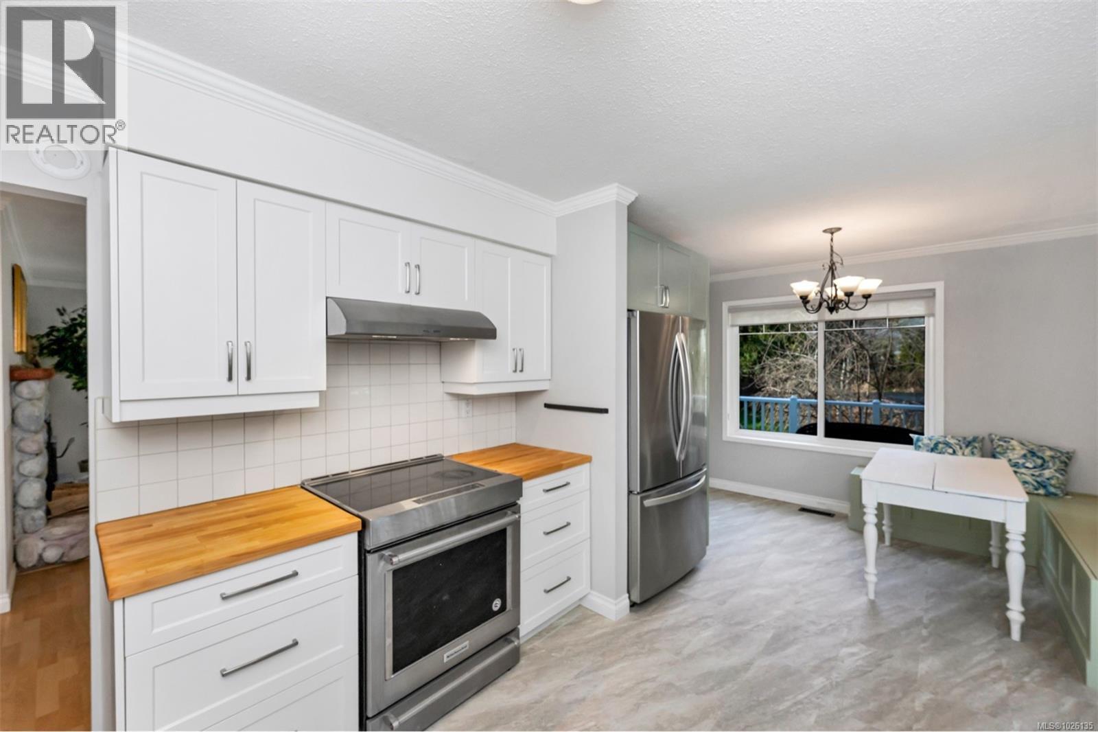 6767 Somenos Rd, Duncan