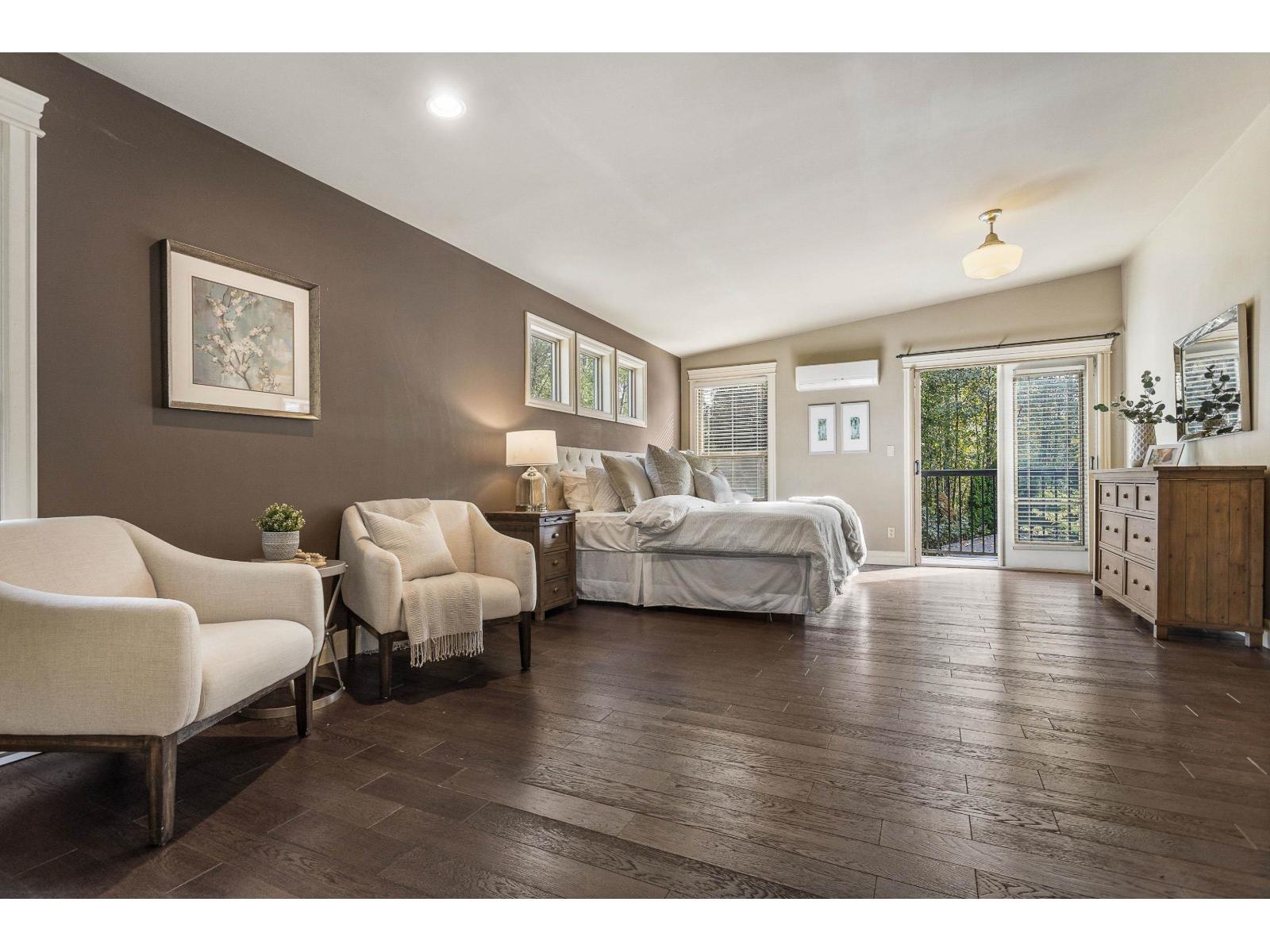 9729 216 STREET, Langley