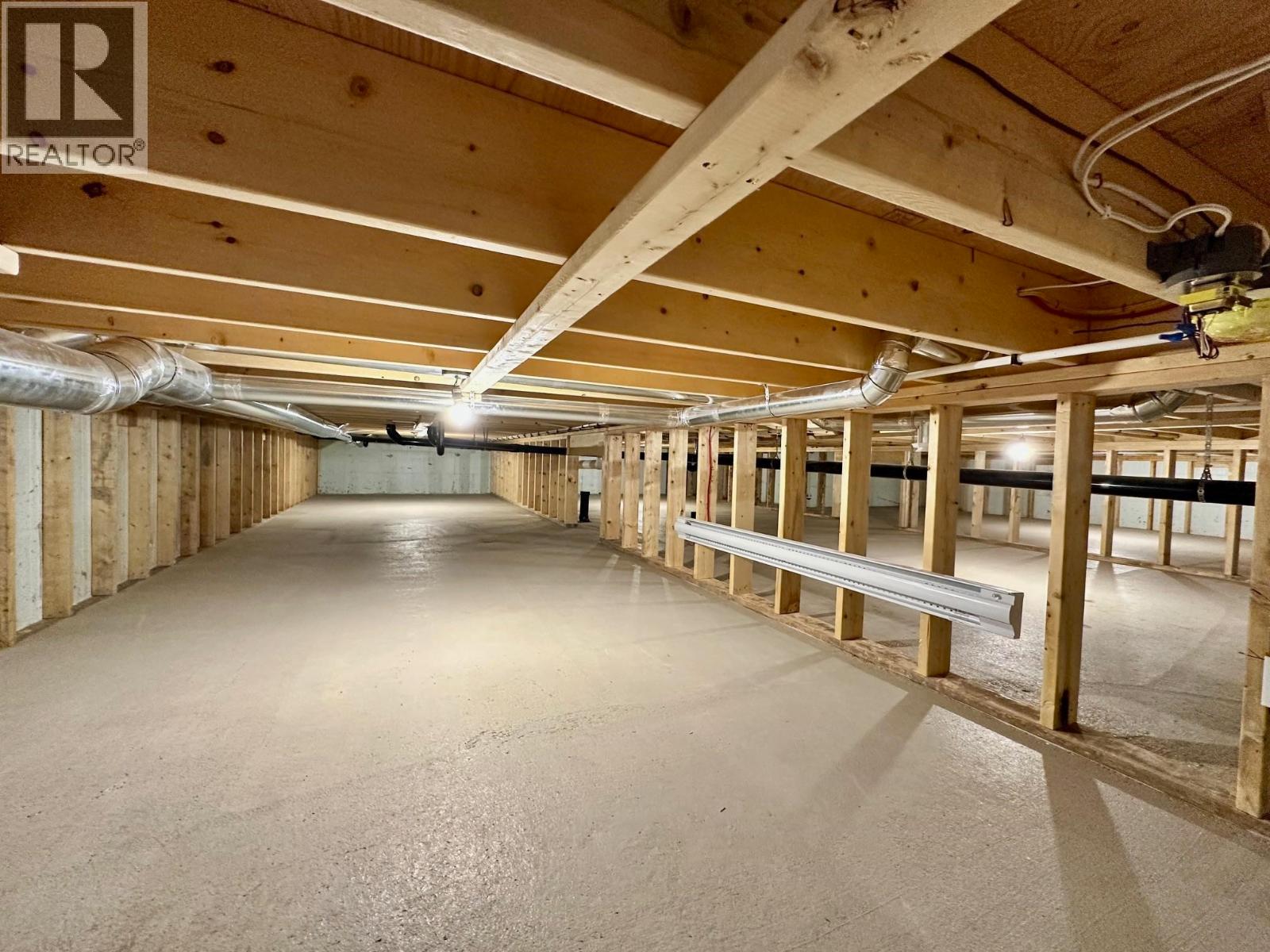 1045 PARKSIDE Avenue, Smithers