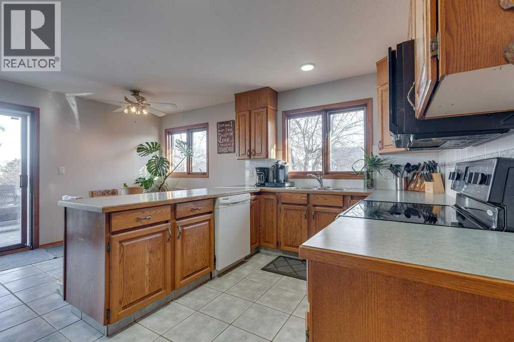 4804 44 Street, Innisfail