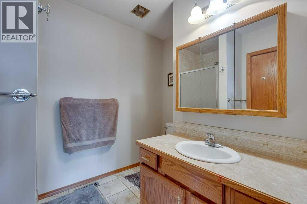 4804 44 Street, Innisfail