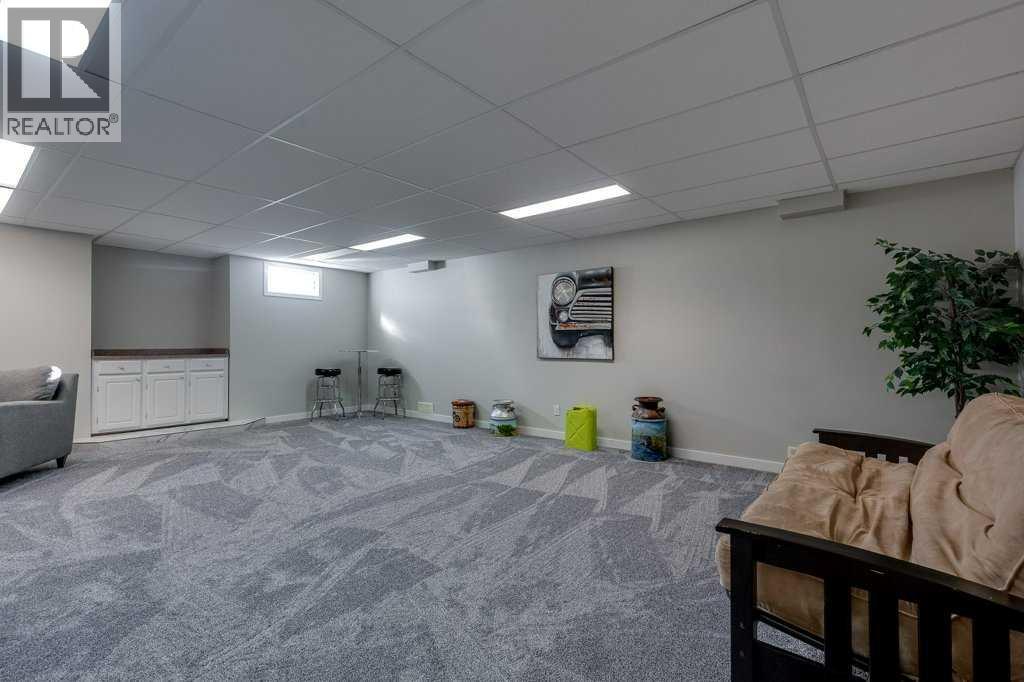 4804 44 Street, Innisfail