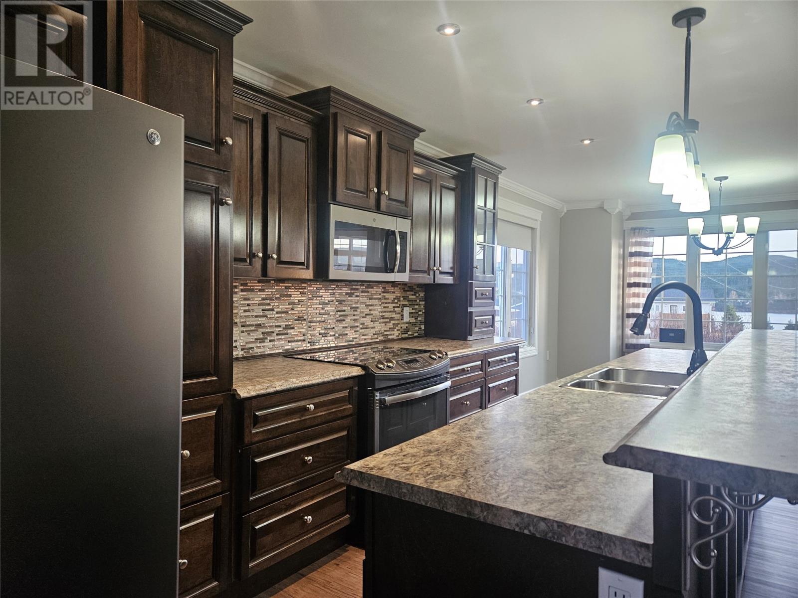 111A Bayview Street N - 14