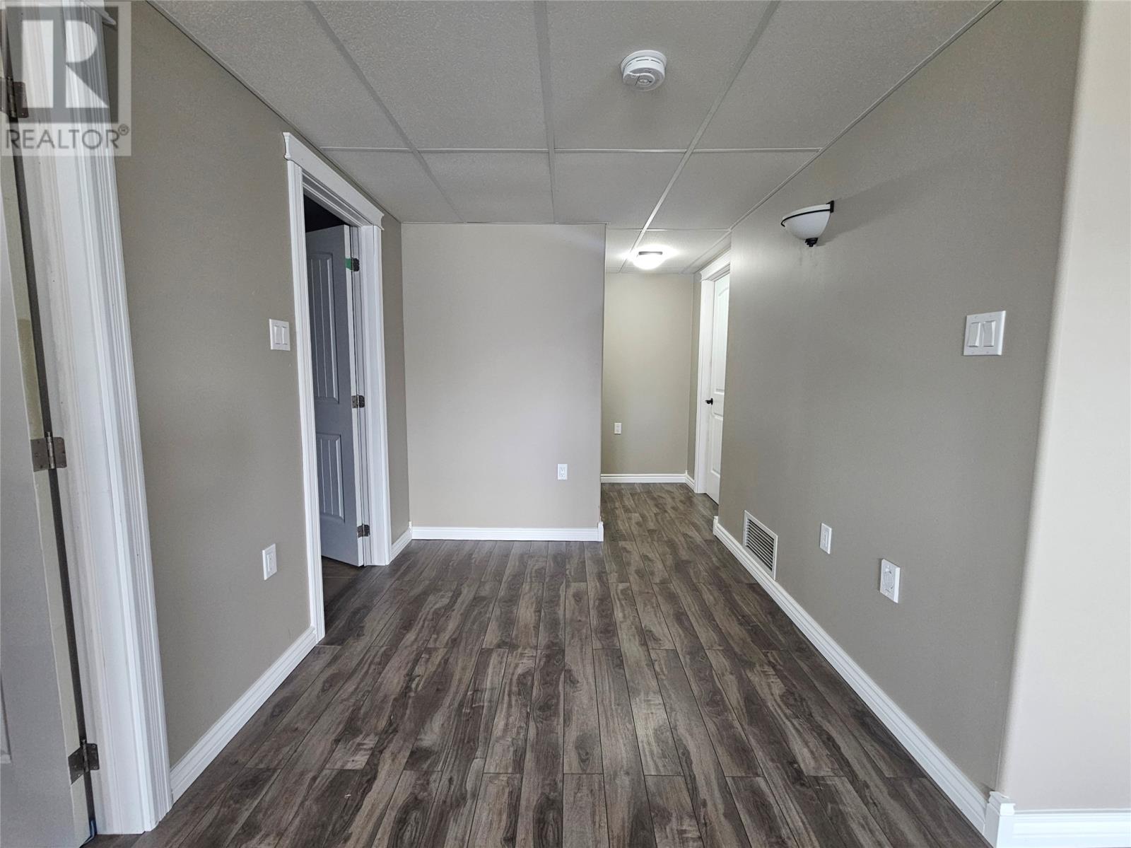 111A Bayview Street N - 23