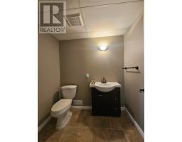 111A Bayview Street North thumbnail 25